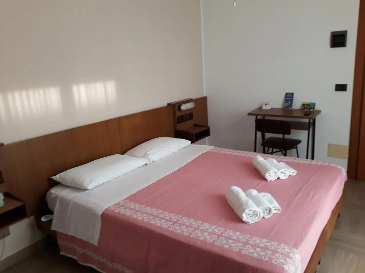 Hotel Luca Ρίμινι